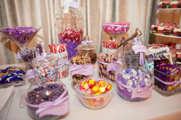 Nostalgic candy bar - Today's Bride